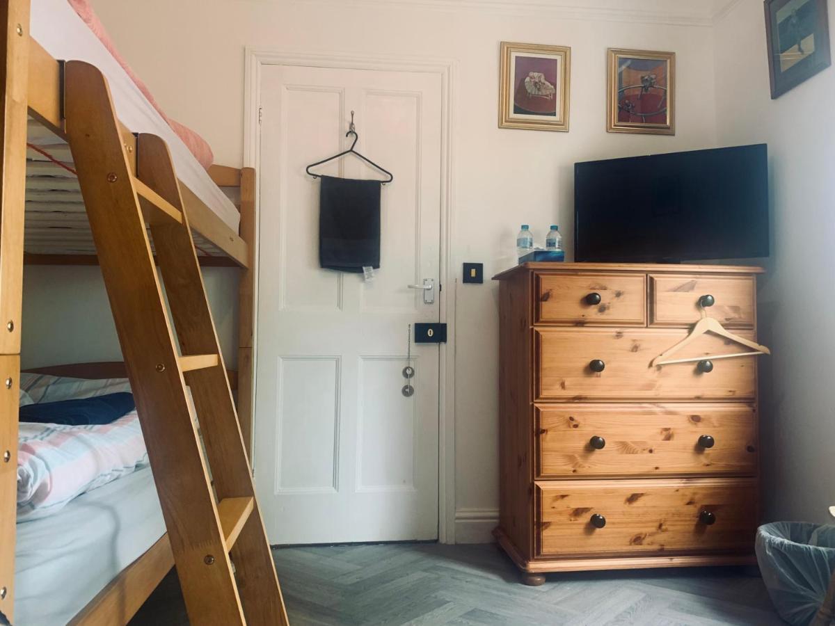 Hikers & Bikers Refuge Bed & Breakfast Ipswich Bagian luar foto